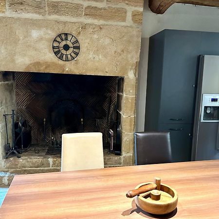 Sarlat, centre historique, La Mirande, appartement de style, 5 pers Extérieur photo