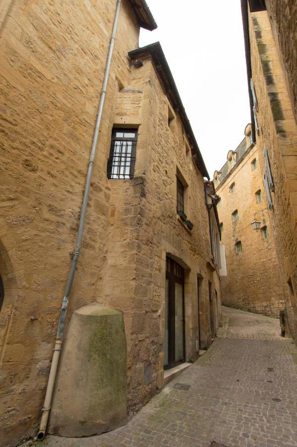 Sarlat, centre historique, La Mirande, appartement de style, 5 pers Extérieur photo
