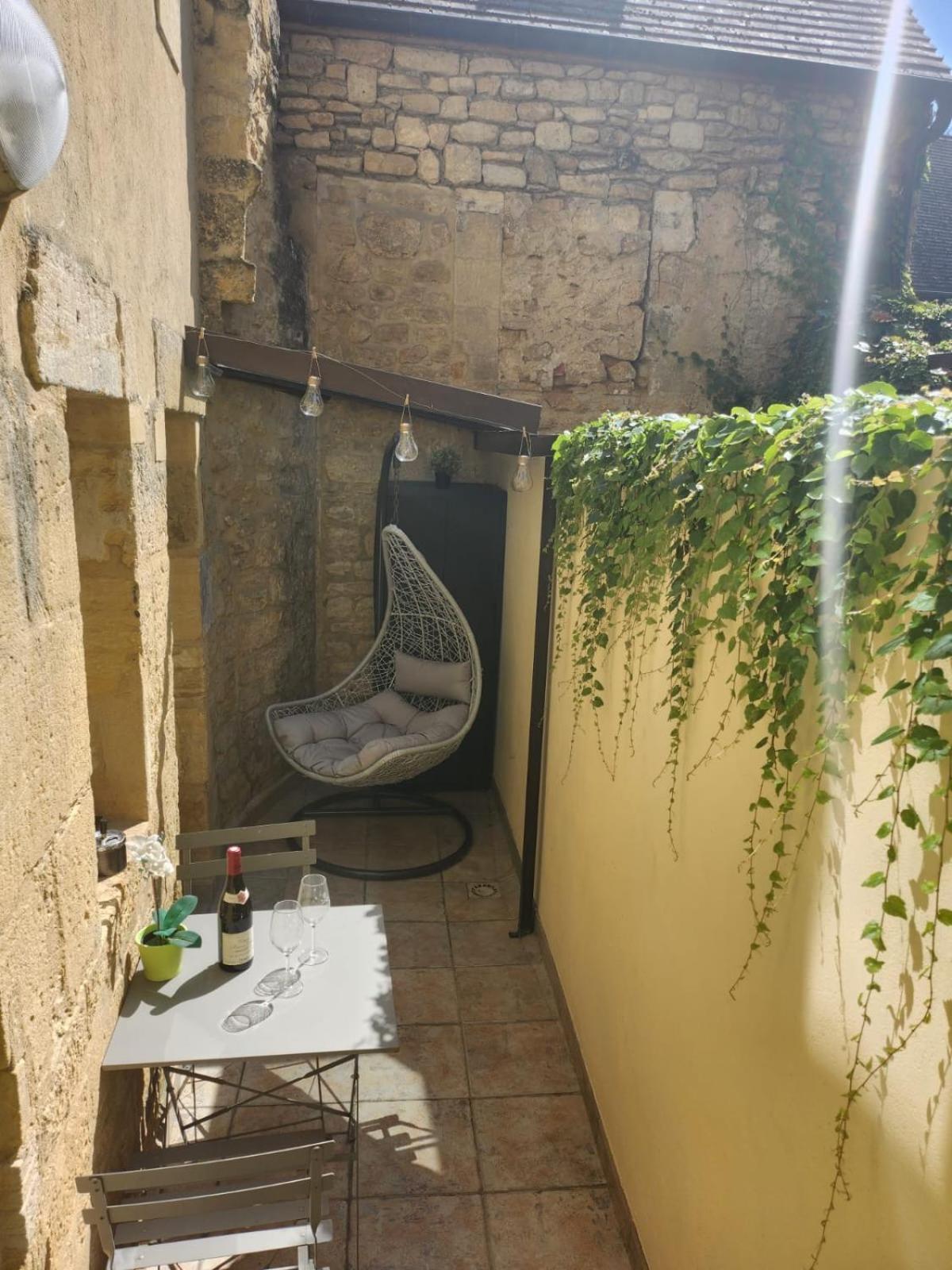 Sarlat, centre historique, La Mirande, appartement de style, 5 pers Extérieur photo